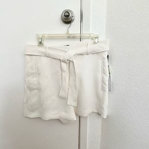 1. State Ecru Off White Shorts size 8